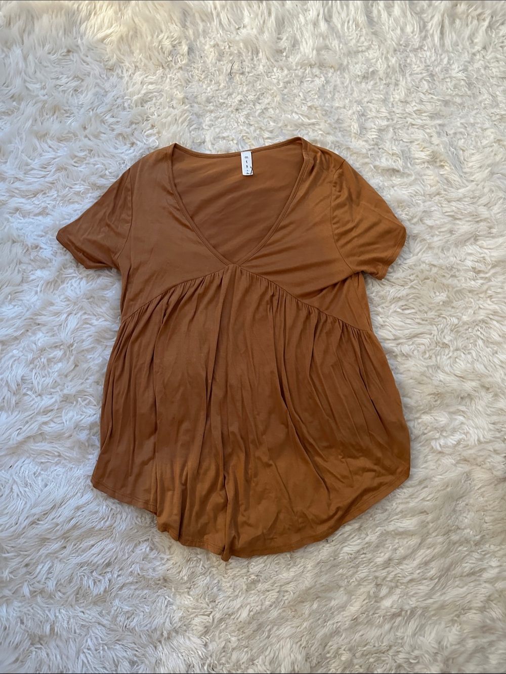 Women’s Short Sleeve V-Neck Baby Doll Top